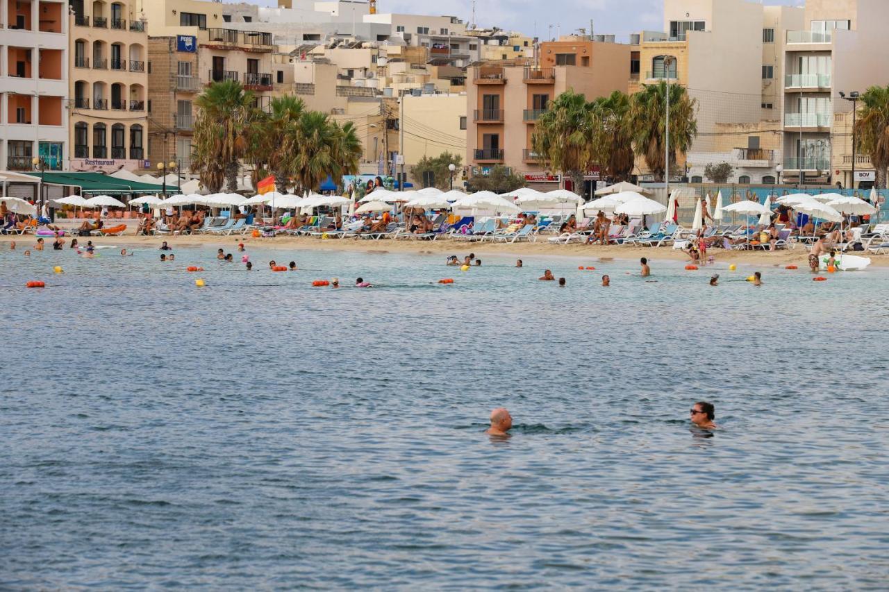 Gem Beachfront Apt With Amazing Bay And Sea Views Birżebbuġa Exteriör bild